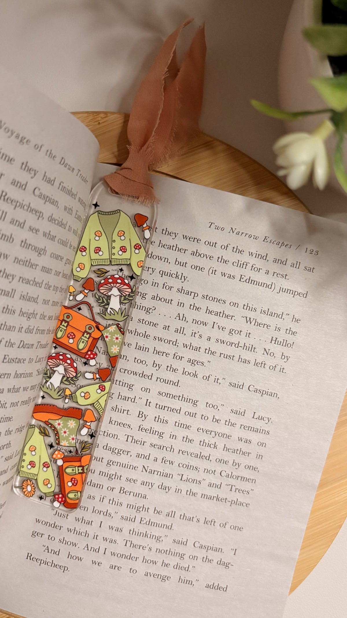 Cozy mushroom reader bookmark