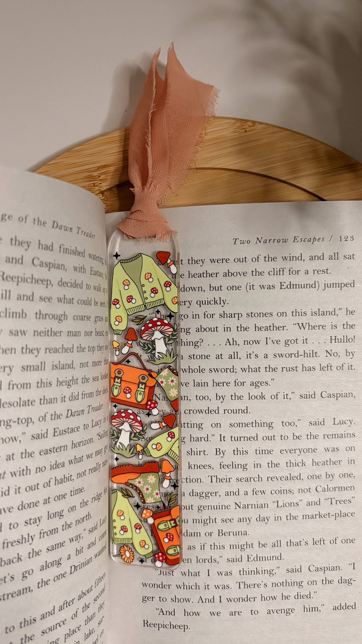 Cozy mushroom reader bookmark